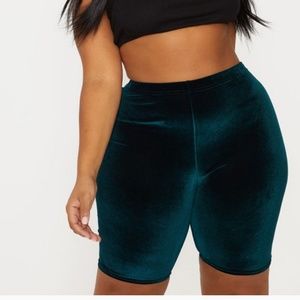 PLT HIGH WAISTED VELVET BIKER SHORTS